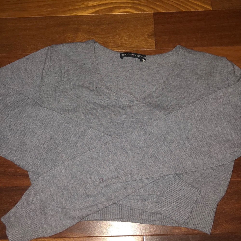 Long sleeve cropped Brandy Melville shirt